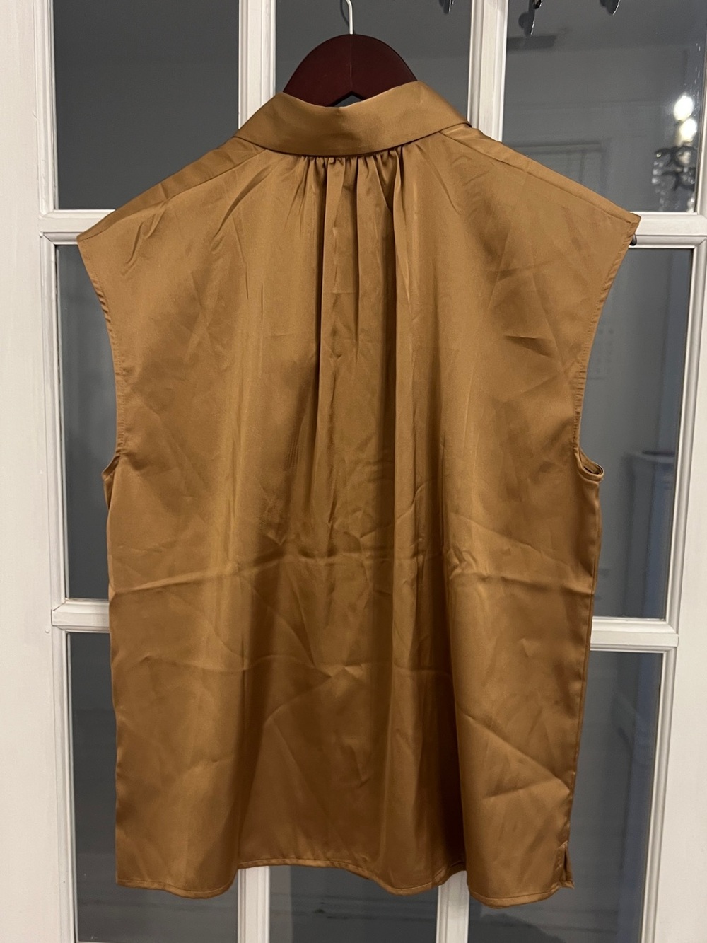 BANANA REPUBLIC Women’s Copper Satin Sleeveless Button Down Collared Blouse NEW - Picture 2 of 6